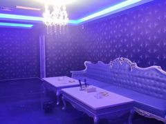 -K歌之王量贩式KTV(洪楼店)