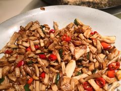 -佬麻雀·新湘菜(珠海金发购物中心店)