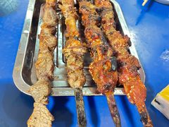 -牧场烧烤餐饮广场