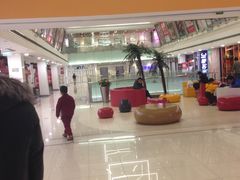 -欧尚超市苏州店停车场(金鸡湖路店)
