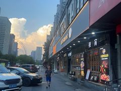 -乔街深夜食堂·小龙虾·高压锅生蚝(杭州总店)