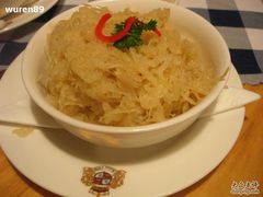 特色酸菜-皇冠自酿啤酒坊(中国红街5号楼店)