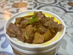 招牌牛腩煲-阿灶卤煮老店·姜母鸭(五店市总店)