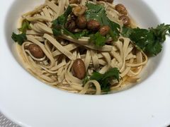 花生豆腐丝-太湖饭店·寄畅轩中餐厅