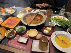 -牛YO寿喜烧·铁板烧和牛火锅自助(市府恒隆店)
