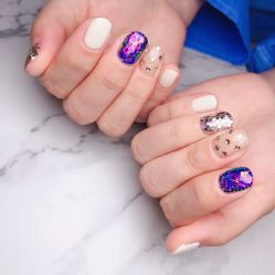 -摩睫+皮肤管理·科学美容中心