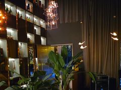 -145号U&Lounge Bar