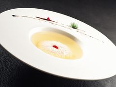 养生菊花汤&nbsp;&nbsp;主料：营养豆腐18位-小蓝鲸湖北菜(八一路店)