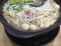 -丽虹云南过桥米线(兴工街店)