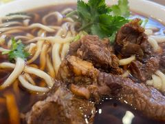 -清真吴记门钉肉饼·喜多利