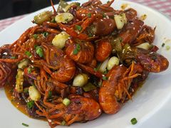 -捌贰虾蟹·江湖菜馆(江汉路店)