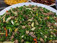 特色尖椒兔-江湖黑大兔(杨家坪店)