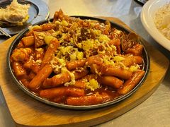 海鲜芝士炒年糕-MI WU FACTORY米屋美食工厂餐厅(绿地店)