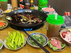 -黄潇洒老火锅(九眼桥宏济巷店)