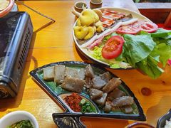 -民食香·腊排骨野生菌美食(木府店)