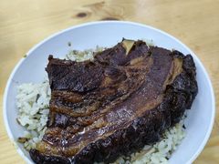 走油肉菜饭-谈灵农家柴爿菜饭