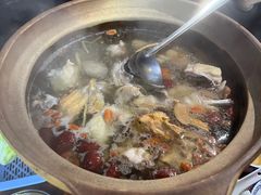 -威邵鸡煲(西华路总店)