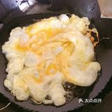 茭白可以和很多东西一起炒，好和谐的菜。
