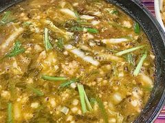 -香巴拉云南餐厅(华莱坞店)