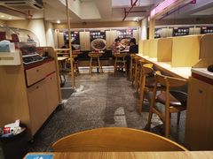 大堂-牛吃草牛杂面(天一店)