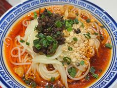 -禄鼎记·排队俩小时都要吃的酸菜鱼(石牌桥店)