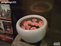 门口的水缸-甲21号招待所