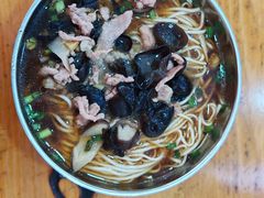 -巴陵广场