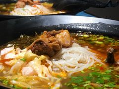 -八月美食小馆(银泰城总店)