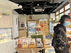 -85度C(生甜甜圈研究工坊·上海平凉店)