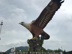 -巨鹰广场