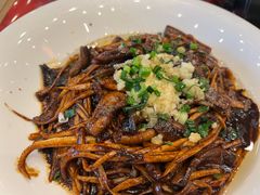 响油鳝丝-侬佳蒸菜馆(听潮店)