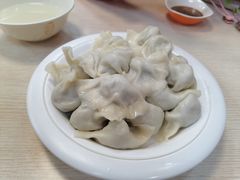 -金冠水饺园(泰山大街辅路店)