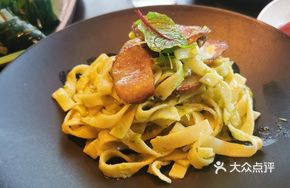 Spicy Sausage and Pepper Pasta
