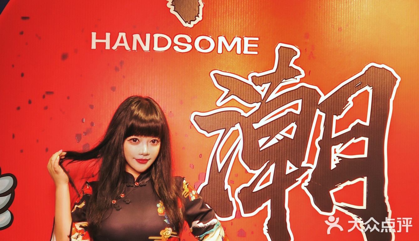 人均50+重庆最帅江湖菜｜肥肠鸡和小龙虾双王炸！