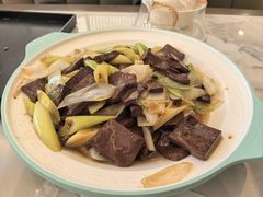 -高玛纳驴肉火烧(一世界店)