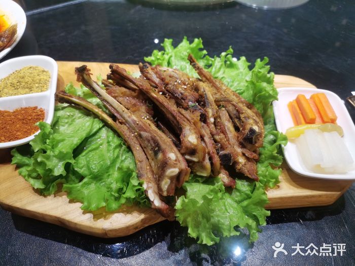 蒙料·手把肉(望京店)生烤羊排圖片