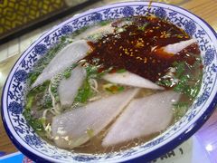 -伊穆祥牛肉面总店·清真