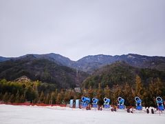 -大别山南武当滑雪场
