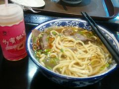 -陇上全荟兰州传统牛肉面(延吉路店)