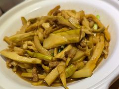 -吕氏疙瘩汤·新鲁菜(新贵和店)