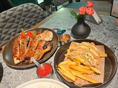 -芭莉与彩虹西餐厅(成都合生汇店)