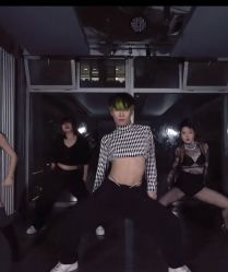 -泫舞舞蹈工作室