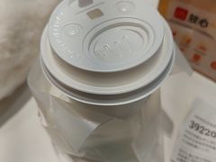 -麦当劳(上海虹桥站30B检票口楼上)