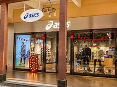 -王府井奥莱临潼小镇(临潼店)