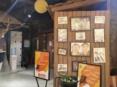 -暴风岛沉浸式体验馆(百联世纪店)