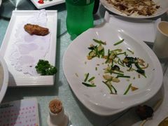 -赶海部落海鲜城(海阳路店)