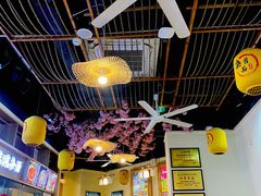 -阿依娘镇店豌杂面(三峡广场店)