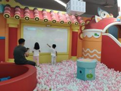 -孩子王童乐园(泰州万达店)