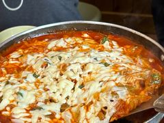-亲昵春川鸡排(韩国美食街店)