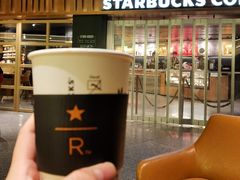 -星巴克臻选(国贸商城首店)